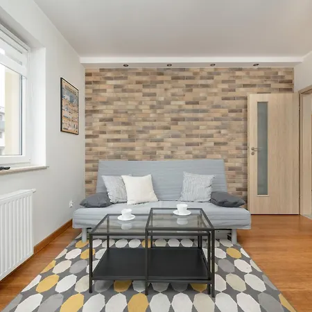 One Bedroom Nadodrze With Free Garage By Renters