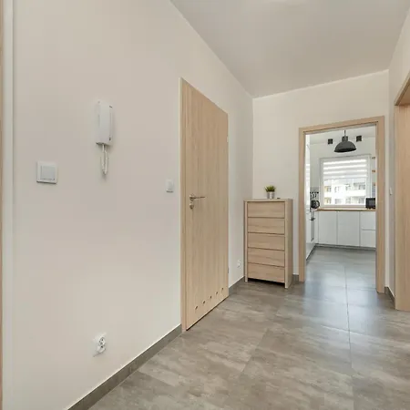 One Bedroom Nadodrze With Free Garage By Renters Апартаменты