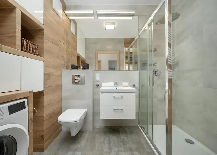 One Bedroom Nadodrze With Free Garage By Renters *