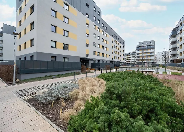 Apartman One Bedroom Nadodrze With Free Garage By Renters Wrocław