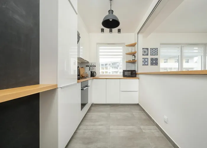 One Bedroom Nadodrze With Free Garage By Renters * Wrocław