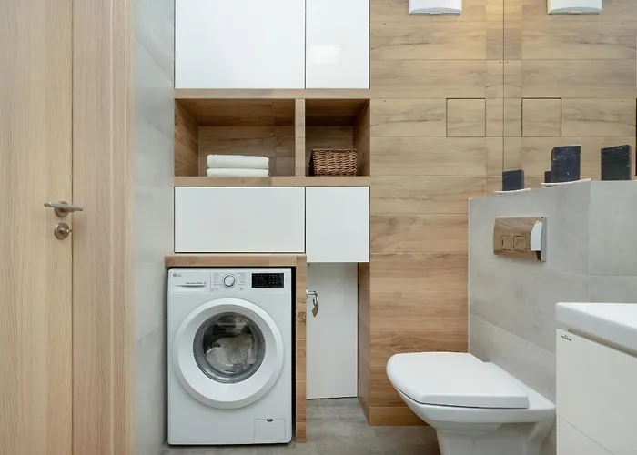 One Bedroom Nadodrze With Free Garage By Renters Apartman *